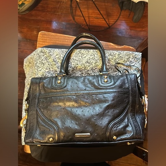 Rebecca Minkoff EUC black leather Ostrich embossed handbag with dust bag. - Picture 2 of 12